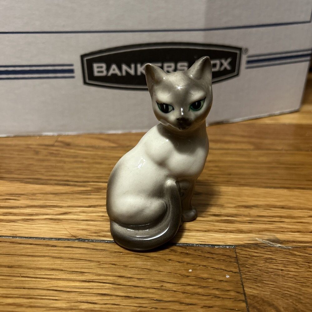 Vintage Nippon Porcelain Cat Figurine Made Japan MCM Green Eyes